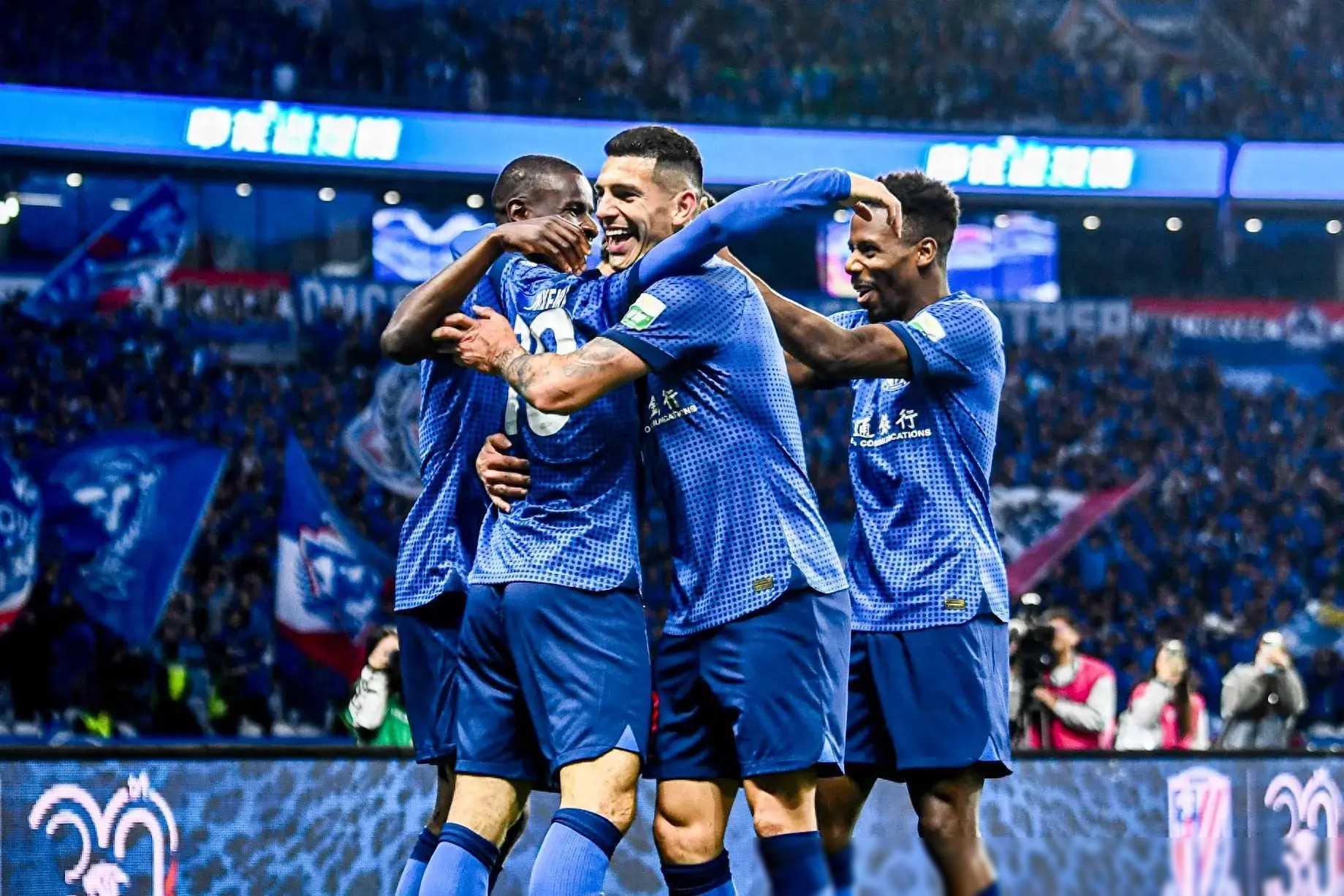 九游app-穆古鲁扎迎来十二赛季出色发挥，湖人观众热烈欢呼！全场沸腾不已(十二到十五世纪欧洲)