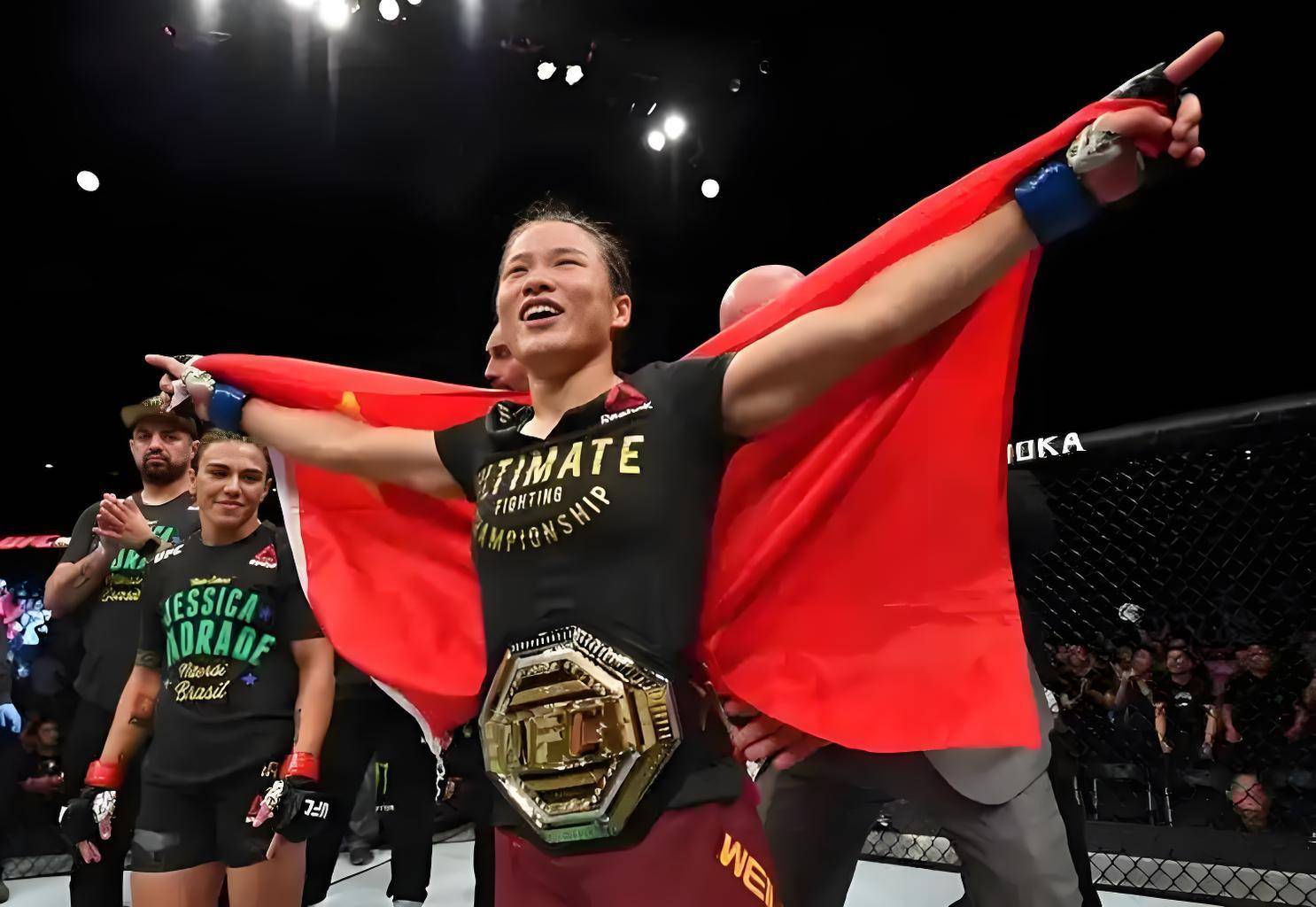 九游中国手游-包含UFC锦标赛焦点战：皖江麒麟队淘汰对手东城旋风队，外线火力全开。韧性比赛的样板的词条