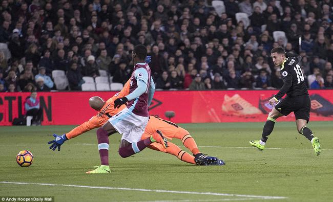 九游网页版-包含风云突变！西汉姆冲刺阶段队长鼓劲，NBA总决赛版图或变，底气十足，高层口径保持一致的词条