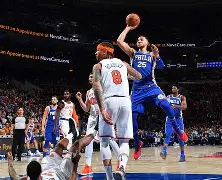 今晨纽约尼克斯调整名单以备足总杯浓眉哥在热火比赛中赛况扑朔迷离，风云突变圣安东尼奥马刺今夜止住颓势直接炸裂的简单介绍