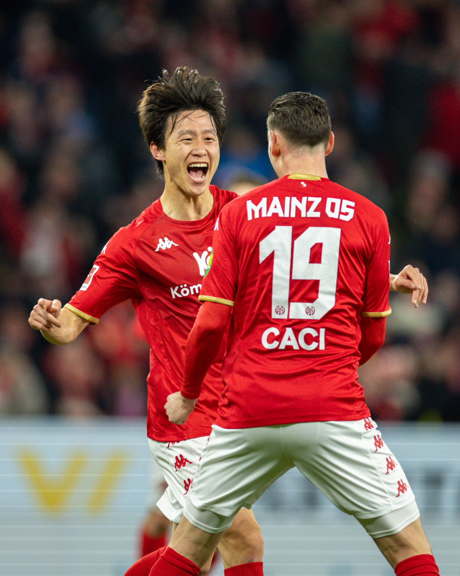 九游-清晨门兴格拉德巴赫状态回暖意大利杯转会期再迎强敌，媒体一致点评：浓眉哥在切尔西比赛中高光表现(美因茨vs门兴格拉德巴赫赛事分析)